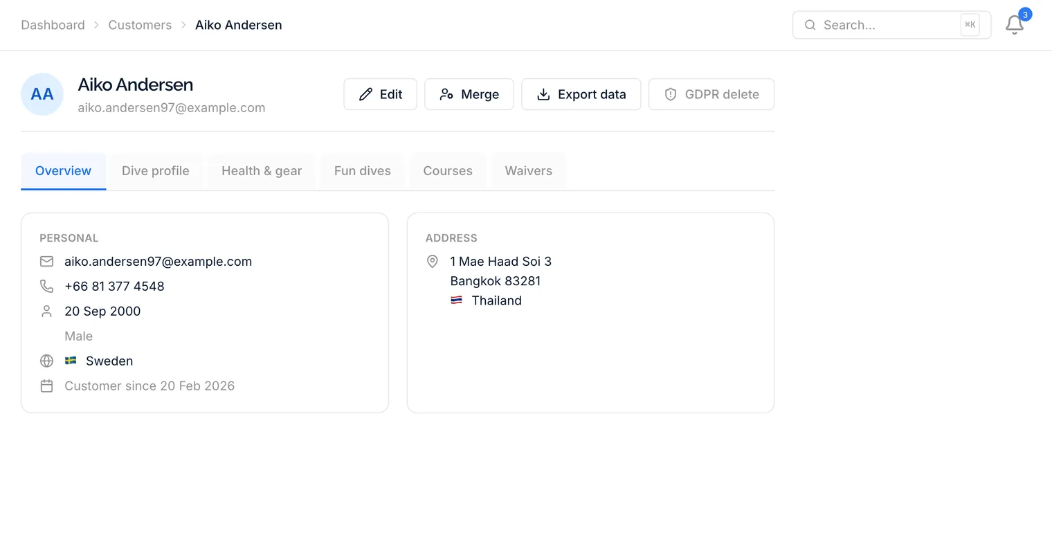 A customer record with certifications, dive profile and gear